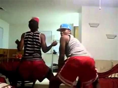 big booty men twerking